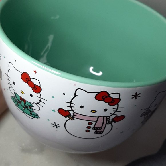 NEW Hello Kitty Christmas Mug 24oz - Picture 3 of 7